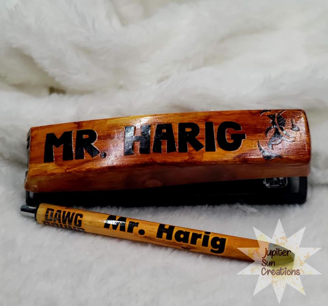 Wood theme stapler set