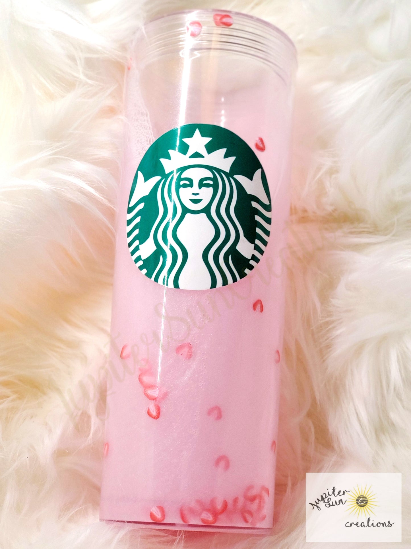 Snowglobe (pinky drinky)